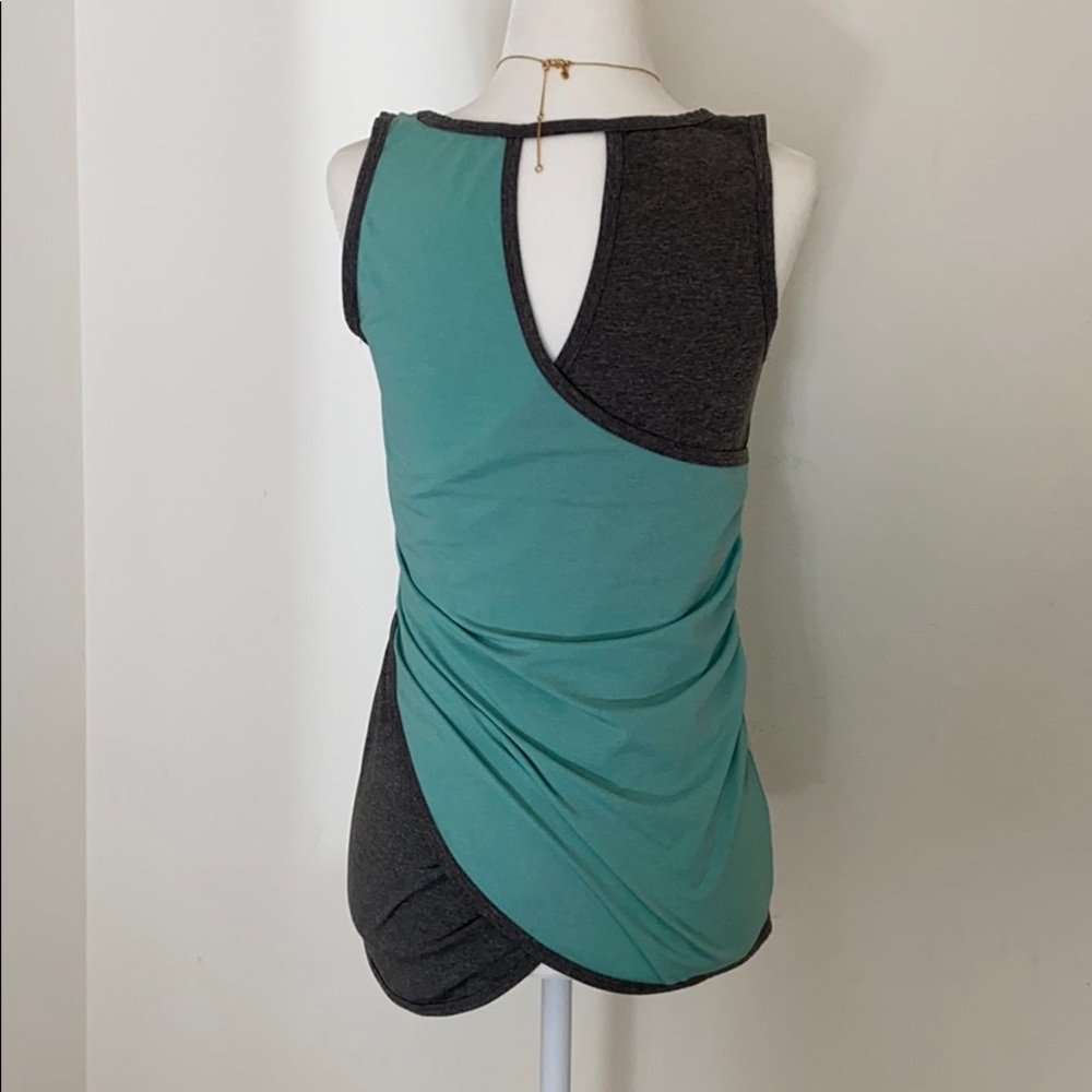 Noble Outfitter Schooling Tank Top